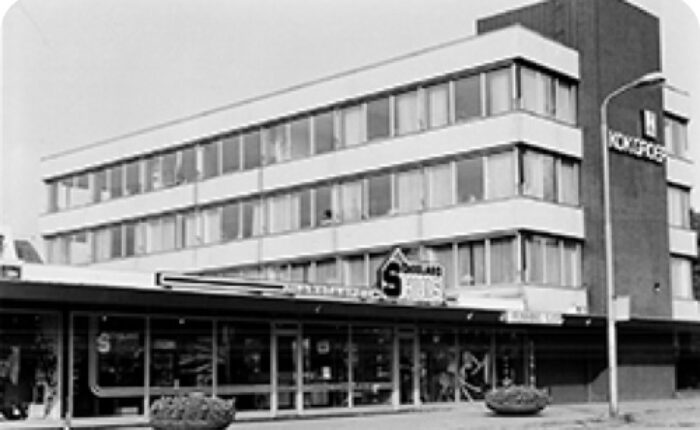 start C.J. Borsboom sr. als makelaar in Bleiswijk onder de naam 'Schieland Huis'