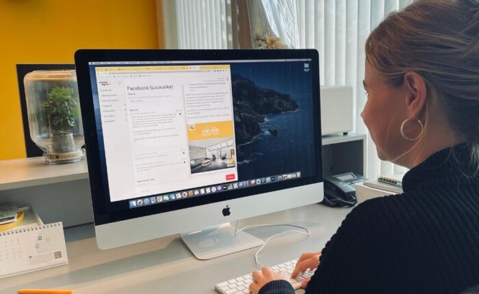 <h4>ZICHTBAARHEID CREËREN</h4>